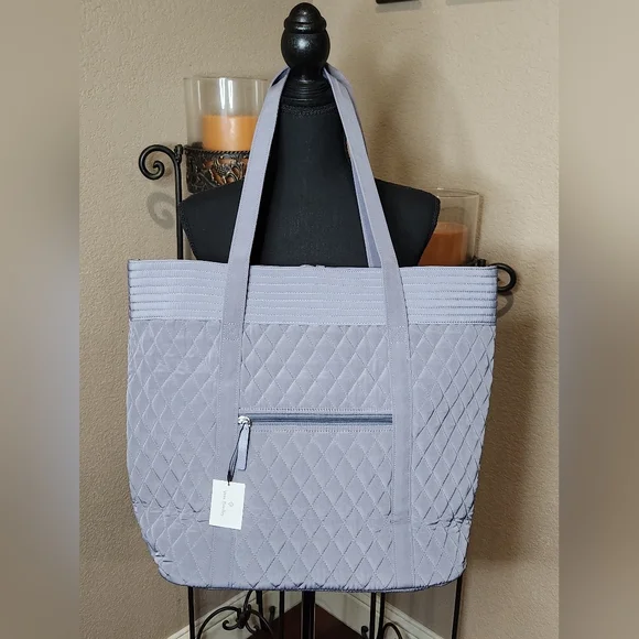 Vera Bradley Carbon Gray Quilted Tote. NWT - Picture 2 of 6